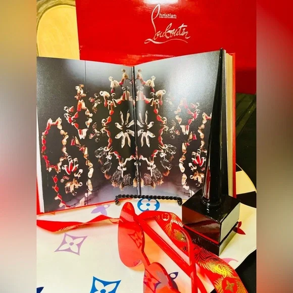 The Little Book Christian Louboutin Bundle New ๐ ๐
๐ฝ - Picture 15 of 16